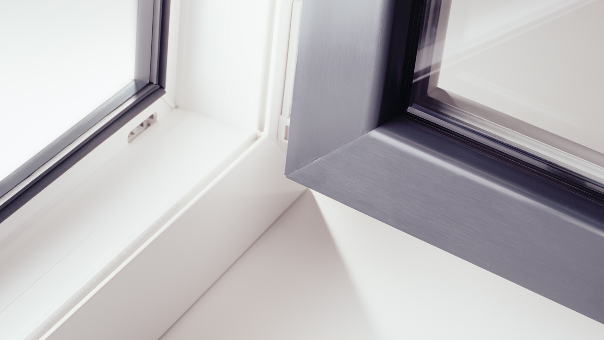 Acrylcolor sur fenêtre Préfal Exigence 80